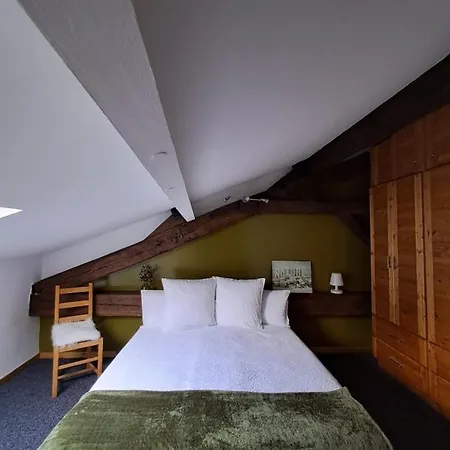 Hébergement de vacances En Bord De Lézignac-Durand