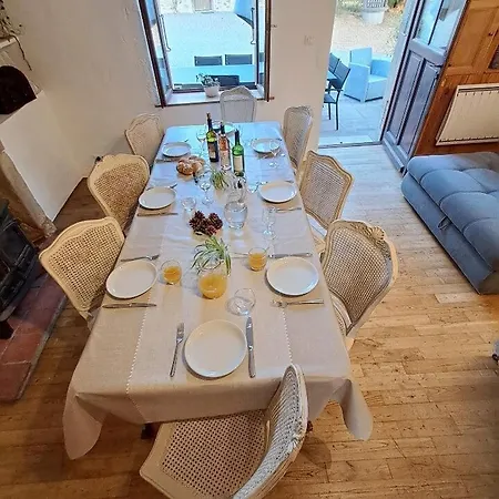 Hébergement de vacances En Bord De