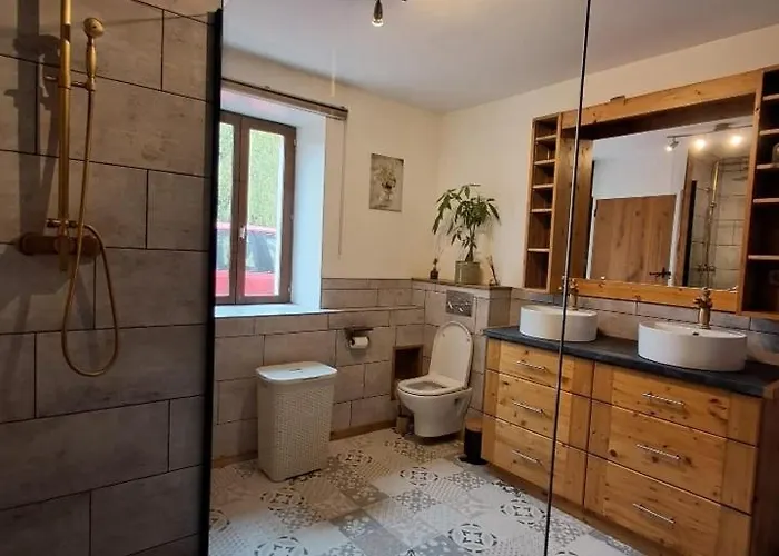 En Bord De Lézignac-Durand